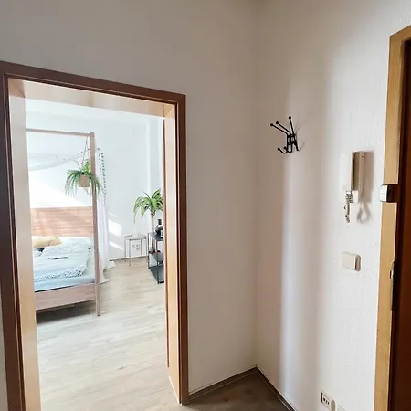 Pretty Jungle Apartment Zwickau